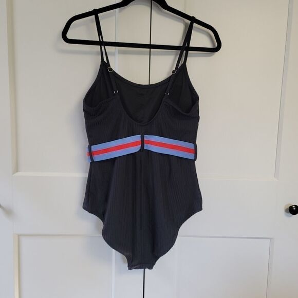 Jessica simpson ribbed belted one piece swimsuit - Picture 11 of 14